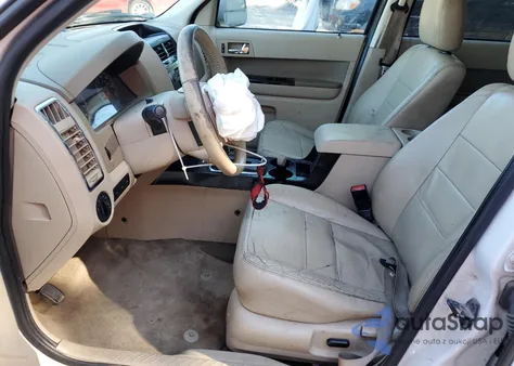 2011 Ford Escape Limited z USA, uszkodzony, nr VIN 1FMCU0EGXBKA36434